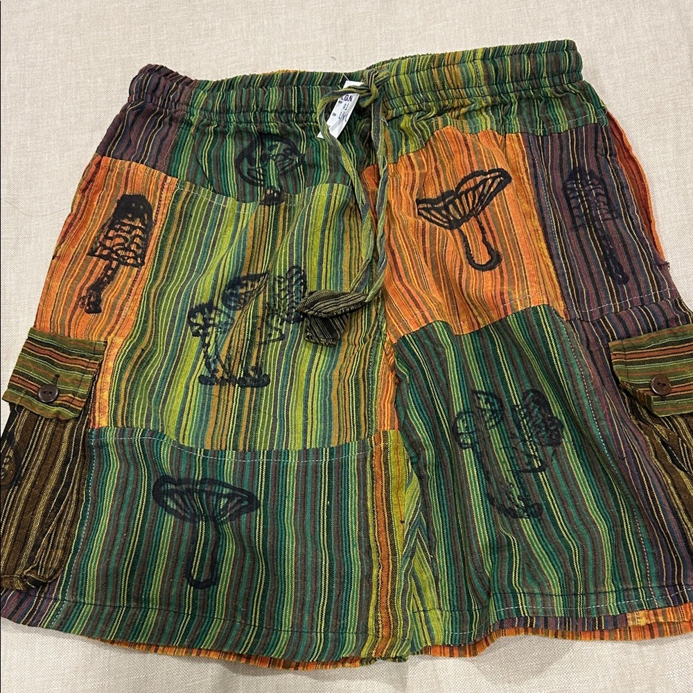 Shop Therapy Mushroom Patchwork Cargo Shorts L/XL… - image 1